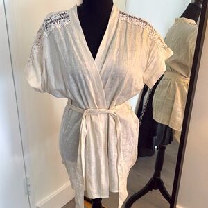 Intimissimi cream linen summer cover up / robe with lace detail, S/M, US$28
